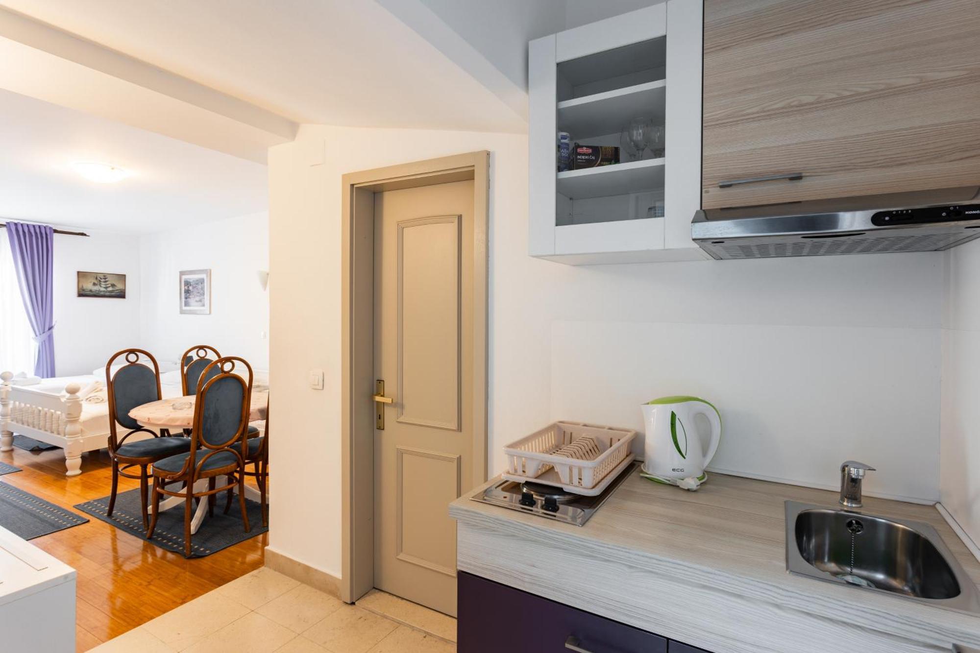 Villa Amigo Podstrana Exteriör bild
